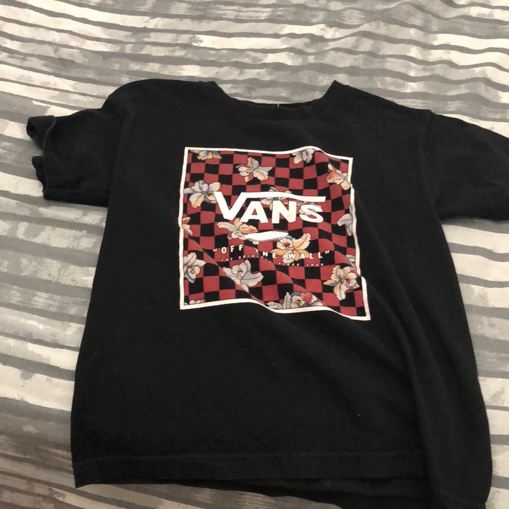 black retro vans shirt